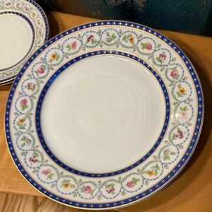 HAVILAND LIMOGES Malmaison 10.25" Dinner Plate